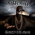 Roffe Ruff - Ormar i gräset